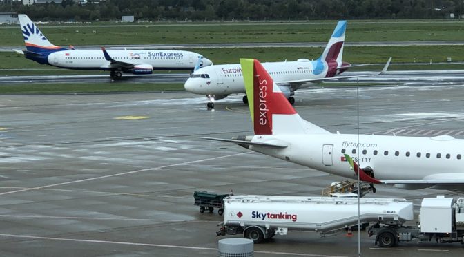 Flughafen Karlsruhe/Baden-Baden: DER NÄCHSTE BITTE – Auftragswechsel bei der Fluggastkontrolle!